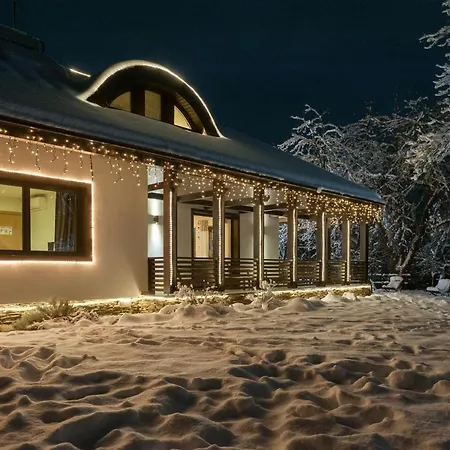 Hovel Domek alpejski Mînăstirea Humorului